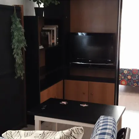 Apartman New Diamond Xlarge Center 200 Mbps Speed Wifi